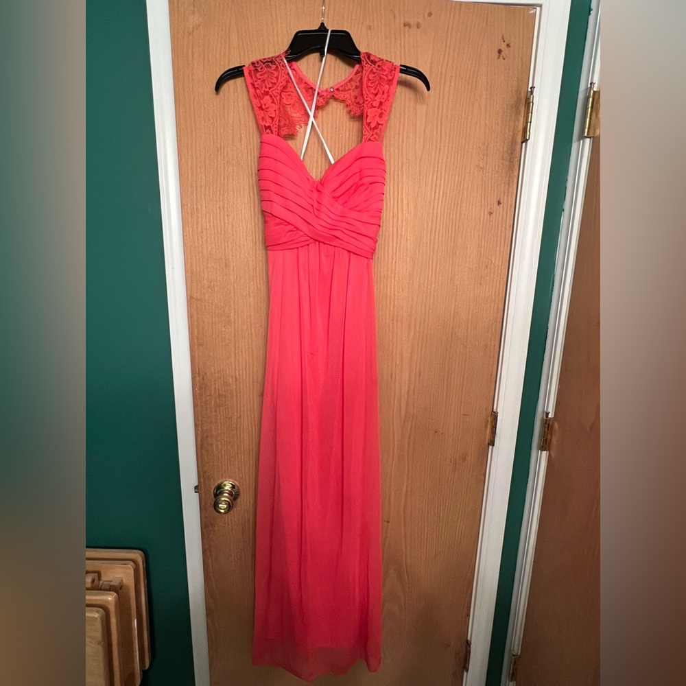 Long dress, Scarlett 14p, coral, great condition, worn once